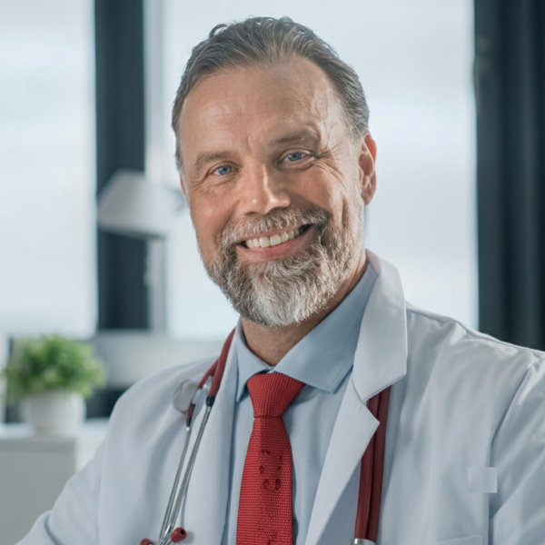 Marcus Bennett — Quality & Operations Director at Vital Core Lab